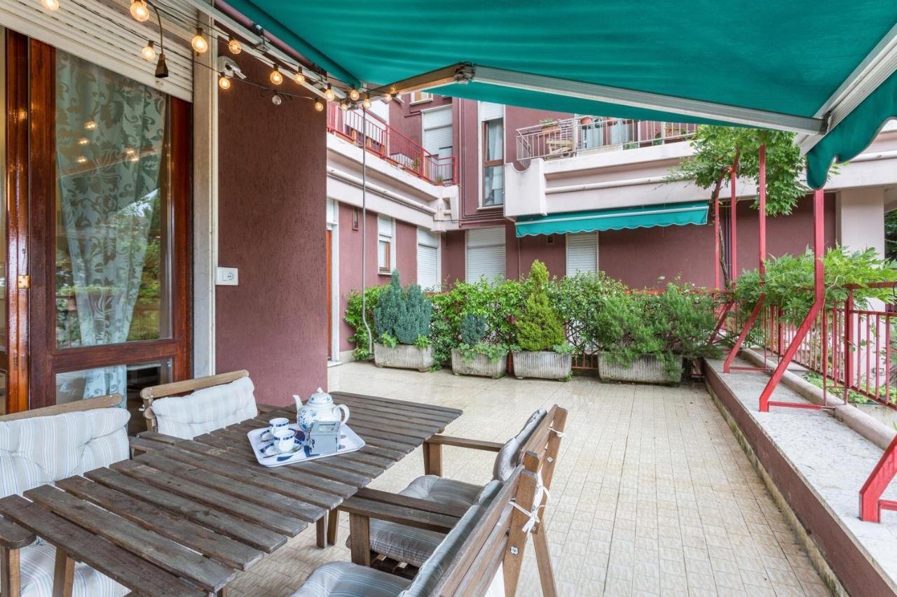 Апартаменты La Terrazza Брунате Экстерьер фото